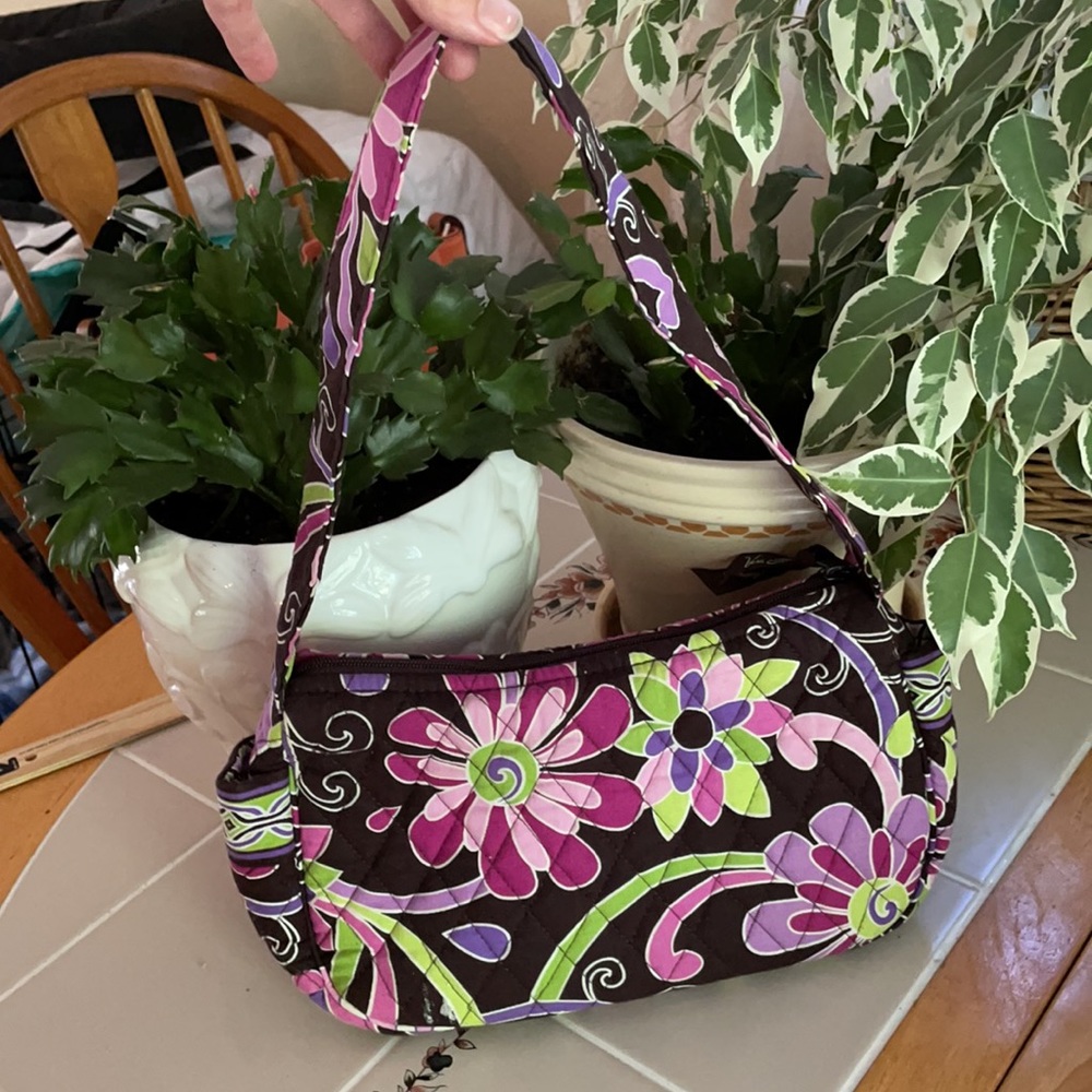 Vera Bradley set of 3! Purse, wallet, and lunchbag - Picture 6 of 13